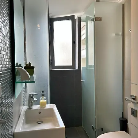 ηλιόλουστο διαμέρισμα/ Sunny *