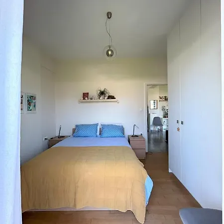 ηλιόλουστο διαμέρισμα/ Sunny