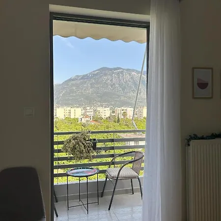 Apartment ηλιόλουστο διαμέρισμα/ Sunny Kalamata
