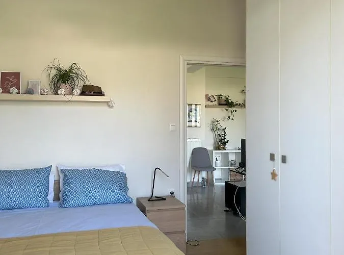 ηλιόλουστο διαμέρισμα/ Sunny Apartment Kalamata