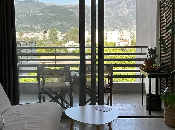 ηλιόλουστο διαμέρισμα/ Sunny