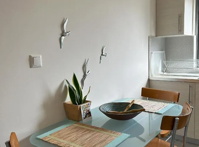 Apartment ηλιόλουστο διαμέρισμα/ Sunny *