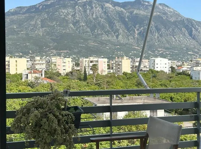 ηλιόλουστο διαμέρισμα/ Sunny * Kalamata